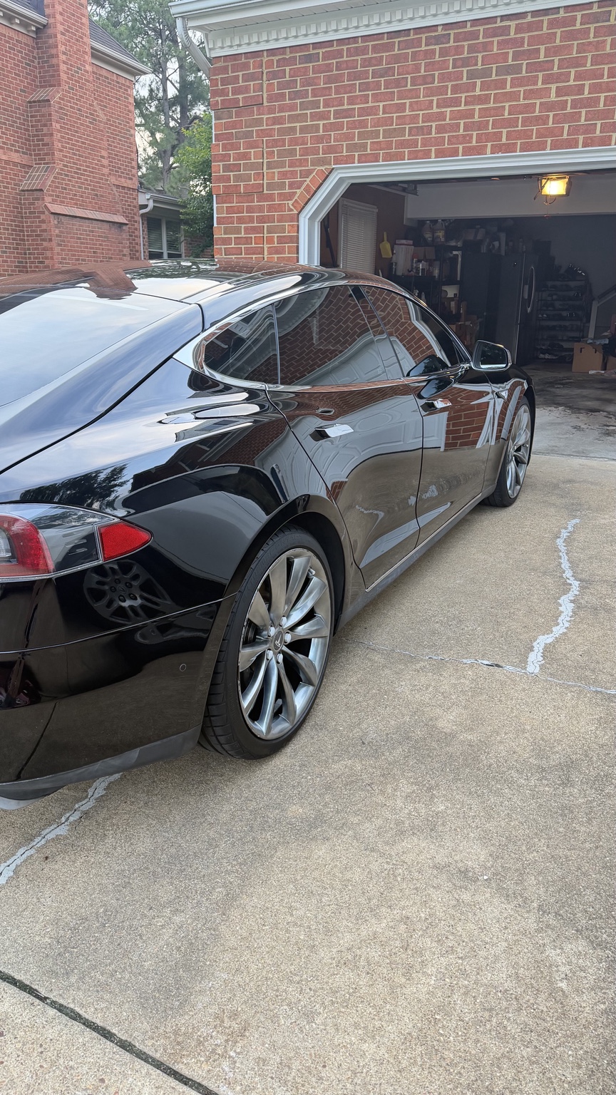 Tesla paint finish
